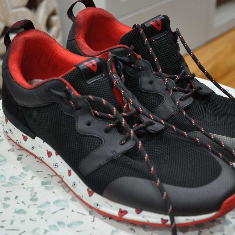 ALDO Sneakers [Greiman] - Size 13/13.5 (Heart & Arrow Pattern w/ Matching Laces)